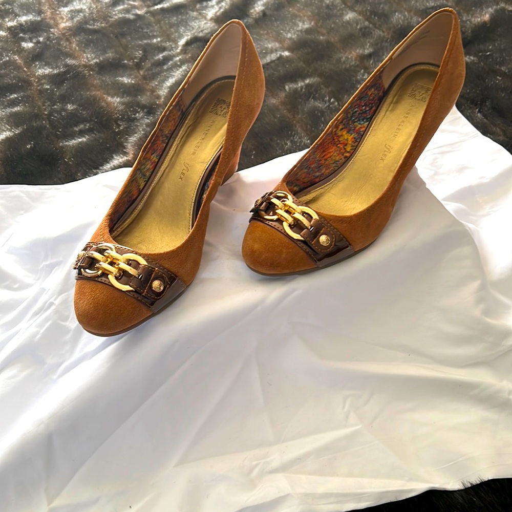 Anne Klein wedge shoes. Size 11